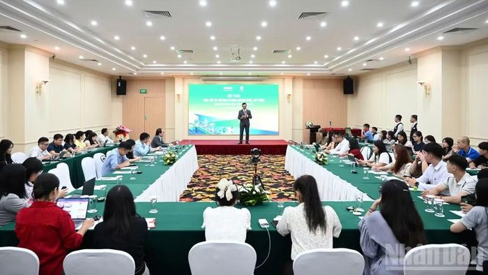 Toàn cảnh hội thảo “Thúc đẩy tái chế bao bì trong ngành dược, mỹ phẩm-Hướng tới kinh tế tuần hoàn và phát triển bền vững”.