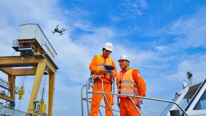 Tập trung theo dõi, vận hành hệ thống điện, bảo đảm cung ứng điện những tháng cuối năm. (Ảnh: EVN cung cấp)