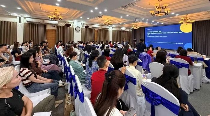 Hội nghị thu hút đông đảo các cán bộ làm công tác quản lý và doanh nghiệp hoạt động trong lĩnh vực kinh doanh đa cấp tham gia tập huấn.