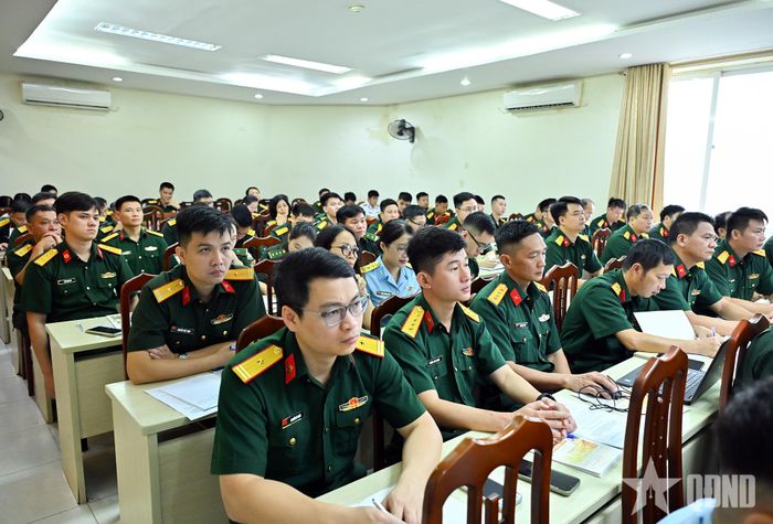  Học viên tham gia lớp đào tạo, tập huấn.