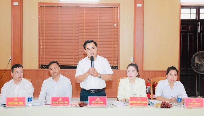 Phó Bí thư, Chủ tịch UBND xã Vu Gia Lê Phan Minh đề xuất các giải pháp hỗ trợ phát triển nông nghiệp tại địa phương.