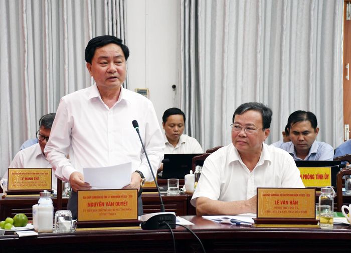  Bí thư Tỉnh ủy Tây Ninh Nguyễn Văn Quyết phát biểu tại buổi làm việc 
