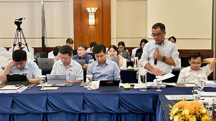 Các đại biểu góp ý tại hội thảo. Ảnh: THANH HIỀN