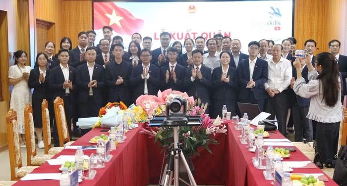 Lễ xuất quân Đoàn Việt Nam tham dự Kỳ thi kỹ năng nghề thế giới lần thứ 48, năm 2026 - chiều 15/9.