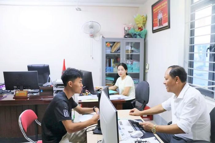 Học sinh nhập học tại Trường Trường Cao đẳng Kỹ thuật công nghiệp Việt Nam - Hàn Quốc. Ảnh: Hồ Lài