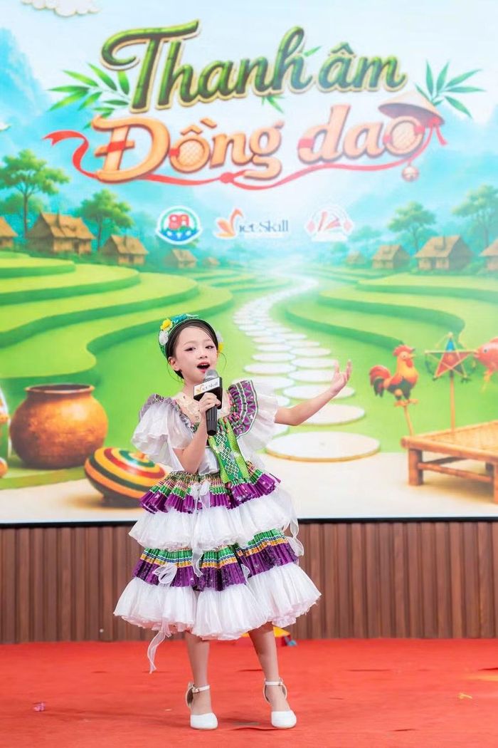 Tuệ Anh tại vòng Bán kết.