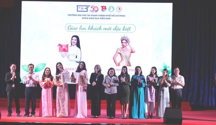 Nhiều khách mời đặc biệt đã được Khoa Giáo dục Mầm non mời đến để chia sẻ về việc rèn luyện và truyền cảm hứng cho các em sinh viên về nghề nghiệp