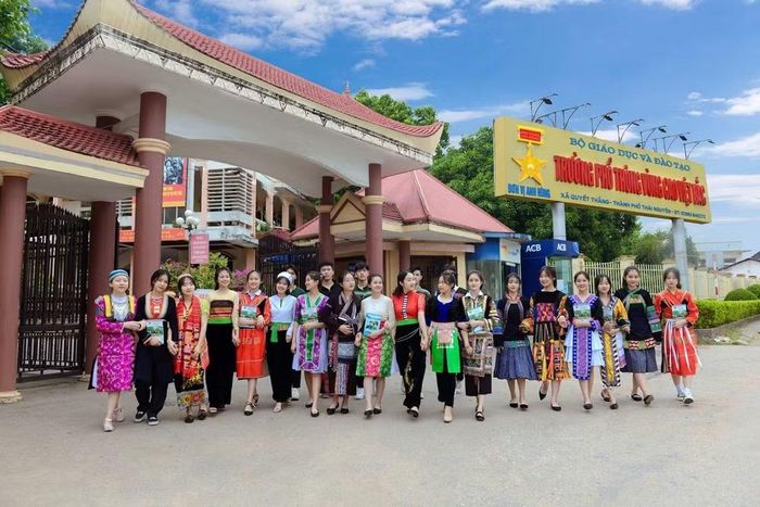 Trường Phổ thông vùng cao Việt Bắc. Ảnh: Nguyễn Hồng