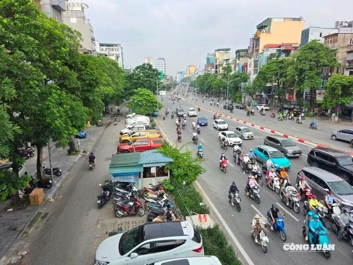 Xe được đi vào làn BRT tại nút Láng Hạ - Giảng Võ từ hôm nay. Ảnh minh hoạ