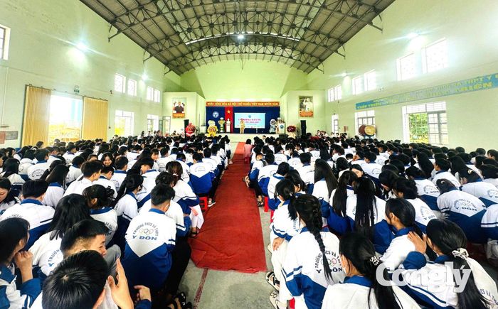 Khoảng 14.000 giáo viên và học sinh đã được Đội CSGTĐB số 3, thuộc Phòng CSGT Gia Lai tuyên truyền về Luật Trật tự, an toàn giao thông đường bộ (Luật TTATGT).