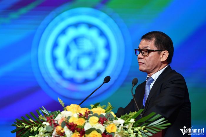 Ông Trần Bá Dương. Ảnh: Nam Khánh