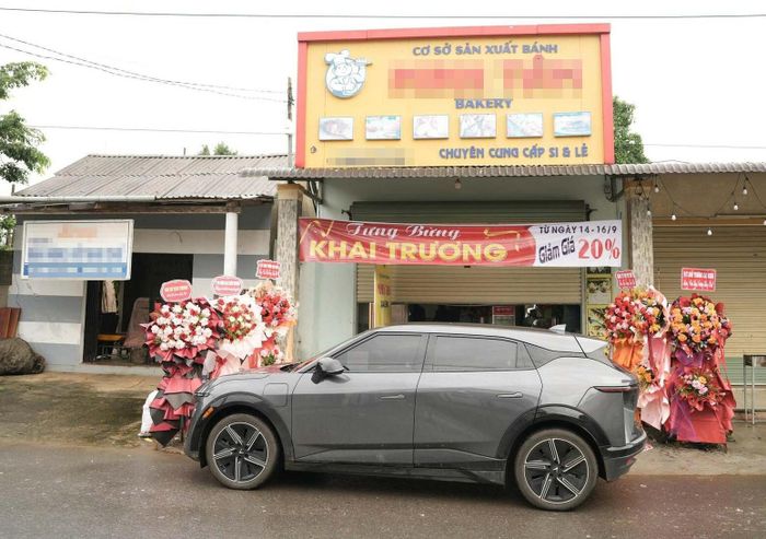 Cơ sở bánh mì M.T vừa khai trương. Ảnh: CTV