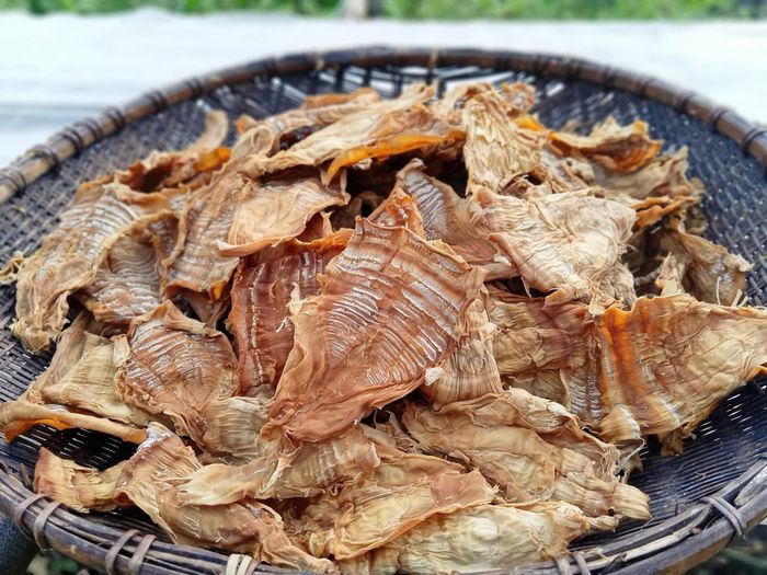 Măng khô là loại thực phẩm được nhiều gia đình Việt ưa chuộng sử dụng. Ảnh: Dung Ma Thi