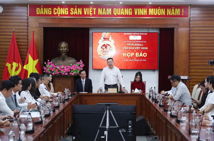 BTC thông tin về giải đấu. Ảnh: V.H