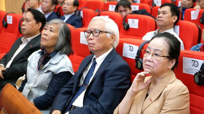 Các đại biểu dự lễ kỷ niệm 70 năm Việt Nam tham gia JINR.