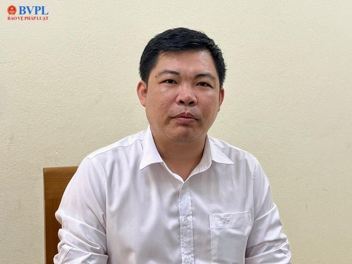  Ông Nguyễn Sĩ Hùng, Phó Chủ tịch UBND xã Thành Vinh.
