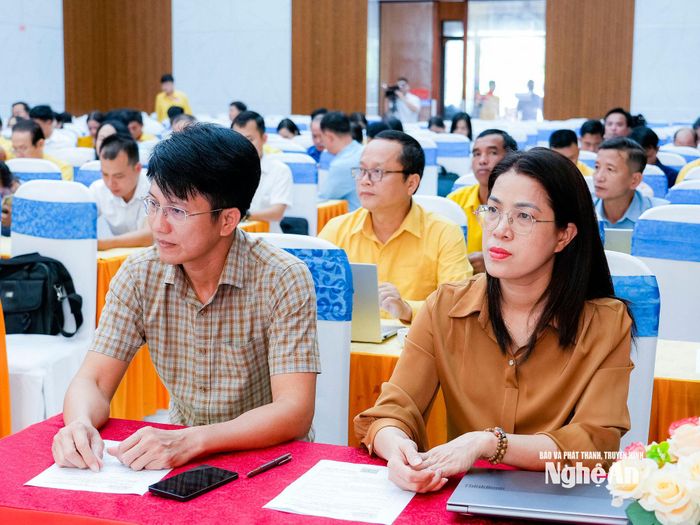 Các đại biểu dự hội nghị. Ảnh: Phạm Bằng