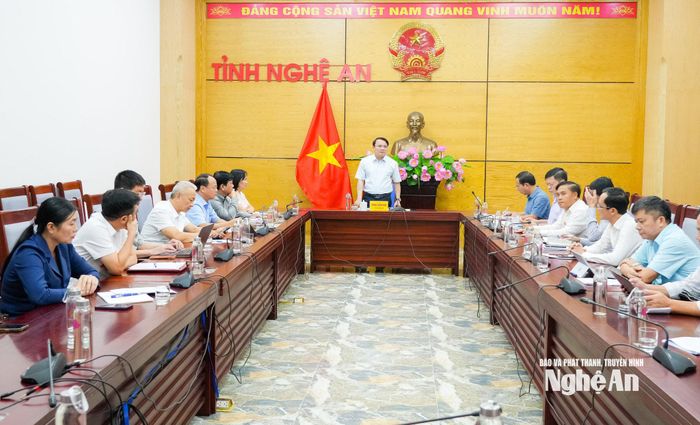 Quang cảnh cuộc làm việc. Ảnh: T.L