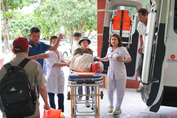 Hiện toàn tỉnh có 14 tổ cấp cứu ngoại viện, gồm BVĐK tỉnh và 13 trung tâm y tế, BVĐK khu vực.