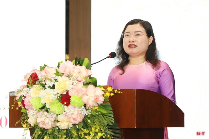 Phó Chủ tịch UBND tỉnhNguyễn Thị Nguyệt phát biểu chỉ đạo hội nghị.