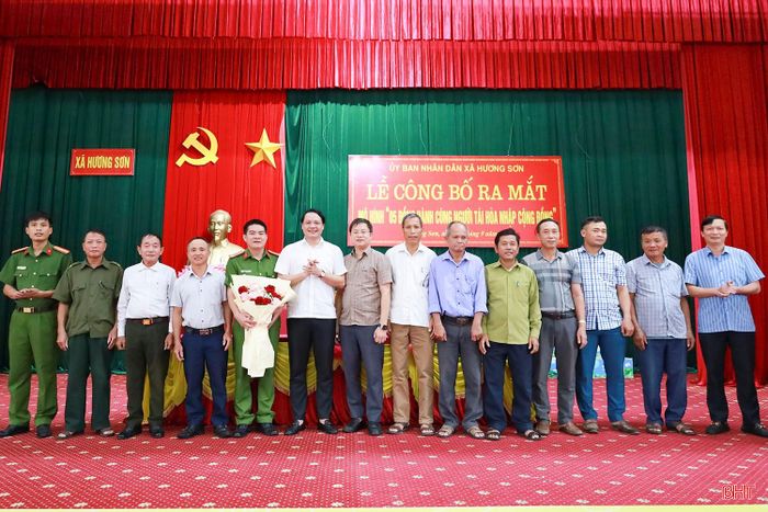 Ban Chỉ đạo mô hình “05 đồng hành cùng người tái hòa nhập cộng đồng” trên địa bàn xã Hương Sơn ra mắt.