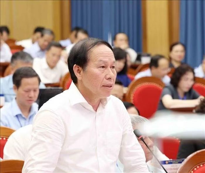 Đồng chí Lê Tiến Châu, Ủy viên Trung ương Đảng, Phó Thủ tướng Chính phủ, đại diện lớp học phát biểu.