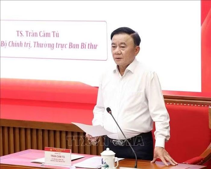 Thường trực Ban Bí thư Trần Cẩm Tú truyền đạt chuyên đề bồi dưỡng kiến thức đối với Ủy viên Trung ương Đảng khóa XIV.