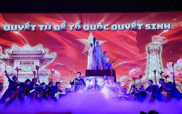 Phần thi Tuyên truyền viên trẻ toàn quân của đội tuyển Bộ Tư lệnh Thủ đô. Ảnh: Tuấn Anh/TTXVN