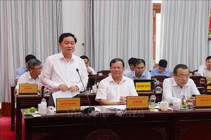 Bí thư Tỉnh ủy Tây Ninh Nguyễn Văn Quyết phát biểu tại buổi làm việc với Đoàn Kiểm tra, giám sát của Bộ Chính trị.