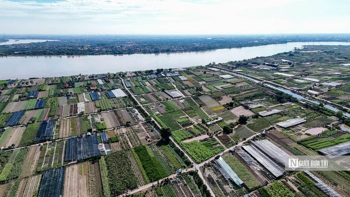 Tổng thể quy hoạch dự kiến triển khai 18 dự án thành phần, gồm 2 dự án giao thông thuộc Trục đại lộ cảnh quan bờ tả và bờ hữu sông Hồng, 11 dự án công viên, 2 dự án kè, chỉnh trị lòng sông, bờ sông và 3 dự án đô thị định cư, đa mục tiêu.