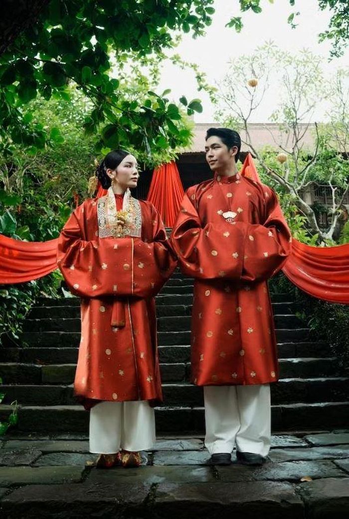 Đám cưới Thị Mầu và Văn Tài mang phong cách xưa trong Chị chị em em 3.