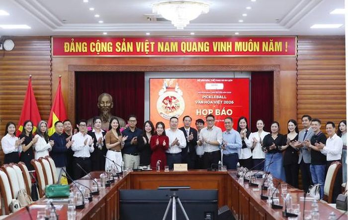 Nhiều nghệ sĩ góp mặt tại họp báo công bố Giải Pickleball Văn hóa Việt 2026 (Ảnh: Ban Tổ chức).