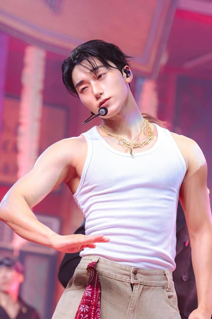 Màn vũ đạo của San (ATEEZ) với ca khúc BAD đã trở thành một hiện tượng trên mạng xã hội. 