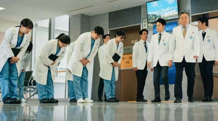 Dàn diễn viên Doctor X hứa hẹn tạo nên câu chuyện kịch tính.