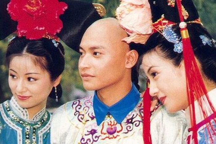 Chuyện tình với Tiểu Yến Tử giúp Nhĩ Thái trở thành nhân vật được nhớ đến.