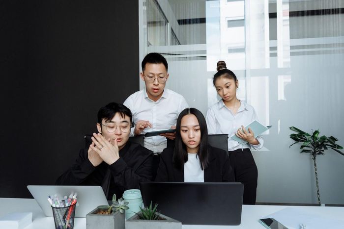 Người lao động Gen Z muốn nhìn thấy cơ hội học hỏi, sự ghi nhận và triển vọng phát triển tương xứng với công sức bỏ ra. Ảnh: Pexels