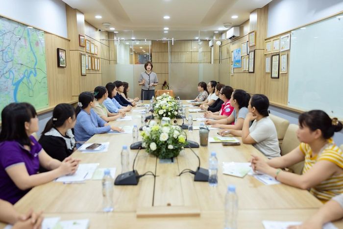 Chia sẻ kinh nghiệp khởi nghiệp cho cán bộ, hội viên phụ nữ.