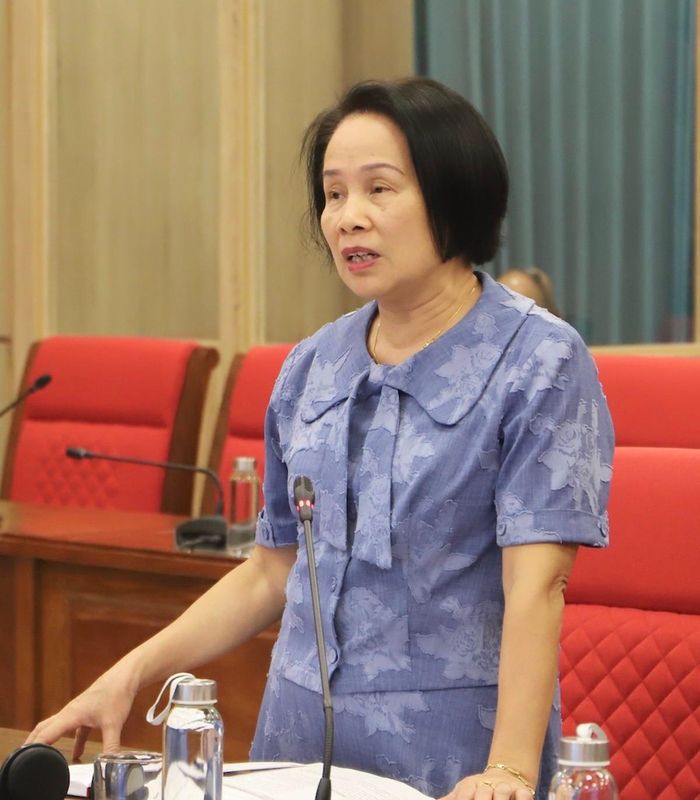 Bà Nguyễn Thị Tuyết Mai chia sẻ tại Hội thảo