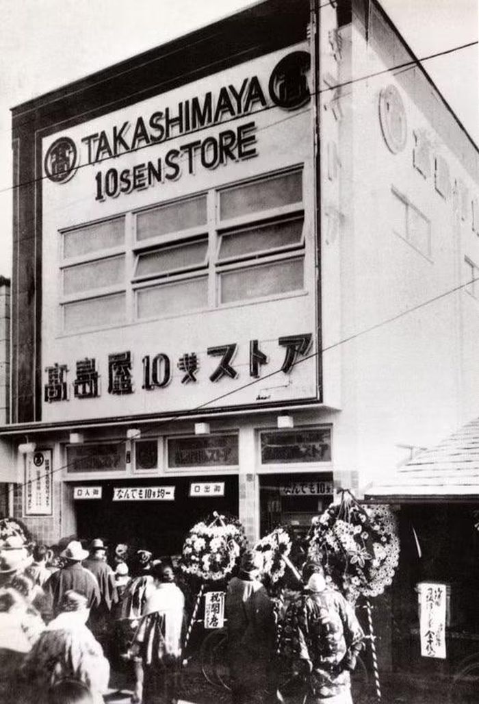 Cửa hàng Takashimaya 10 sen đầu tiên