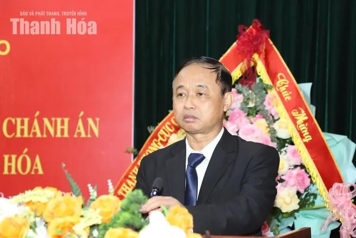 Phó Chánh án Tòa án Nhân dân tối cao Nguyễn Biên Thùy phát biểu tại buổi lễ.