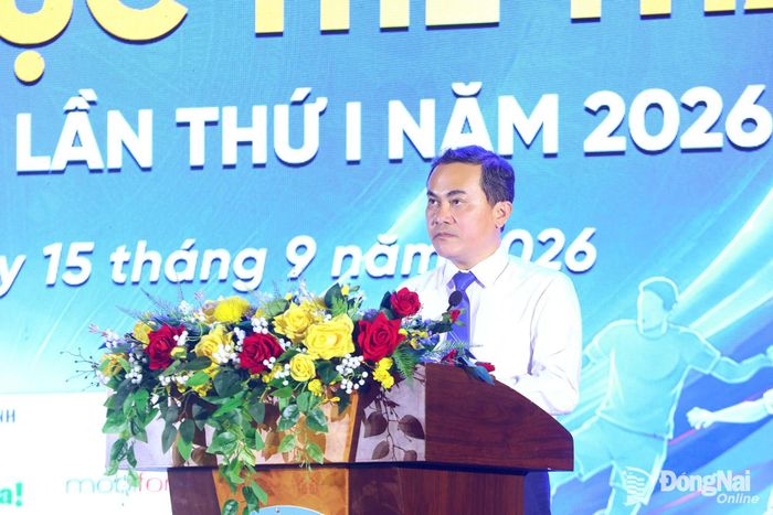 Ủy viên Ban Thường vụ Thành ủy, Phó Chủ tịch UBND thành phố Lê Trường Sơn, Trưởng ban Chỉ đạo Đại hội Thể dục thể thao thành phố Đồng Nai lần thứ I năm 2026 phát biểu bế mạc đại hội. Ảnh: Huy Anh