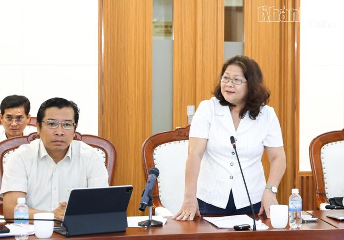 Chủ đầu tư Khu công nghiệp Du Long kiến nghị một số vấn đề với lãnh đạo tỉnh.