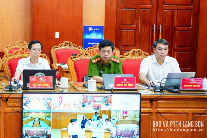 Các đại biểu dự hội nghị