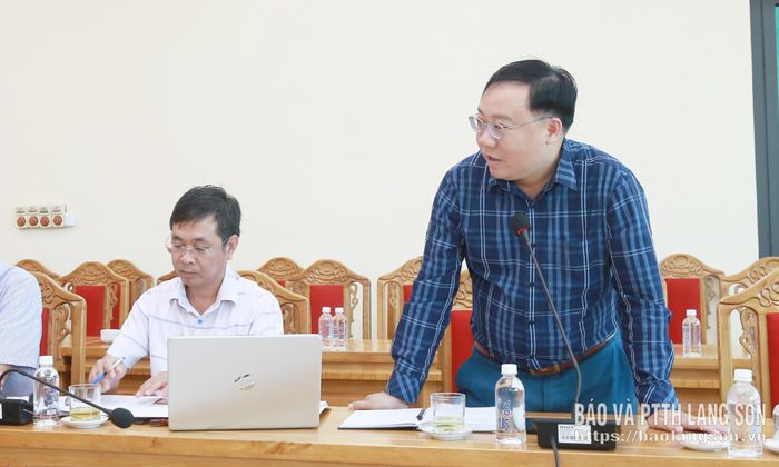 Đại biểu thảo luận tại hội nghị