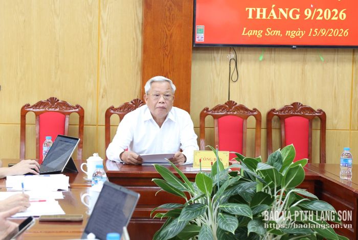 Công dân trình bày nội dung kiến nghị tại buổi tiếp công dân định kỳ tháng 9