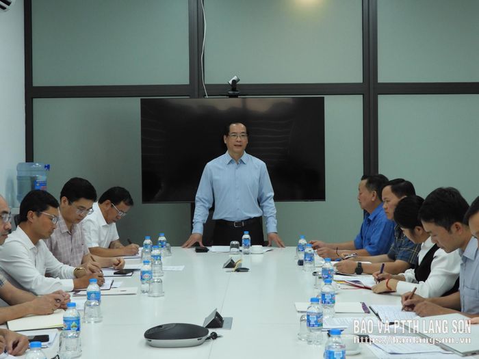 Đồng chí Dương Xuân Huyên, Ủy viên Ban Thường vụ Tỉnh ủy, Phó Chủ tịch Thường trực HĐND tỉnh phát biểu kết luận tại cuộc khảo sát