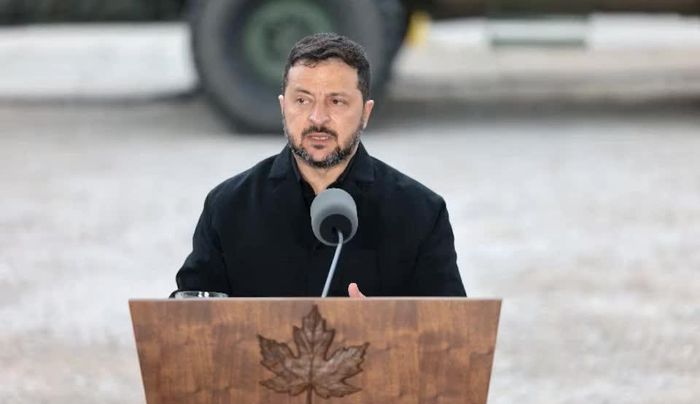 Tổng thống Ukraine Volodymyr Zelenskiy phát biểu trong chuyến thăm Viện Công nghệ Nam Alberta (SAIT) ở Calgary, Alberta, Canada ngày 10 tháng 9 năm 2026. REUTERS/Ahmed Zakot/Ảnh tư liệu