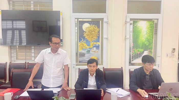 Các đại biểu phát biểu tại buổi làm việc.