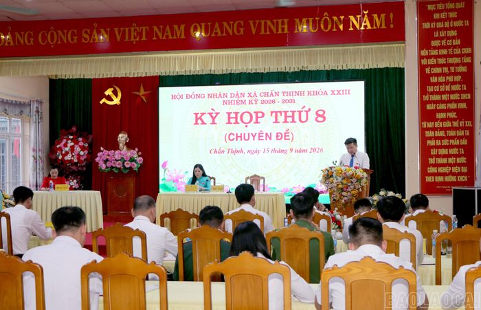 Quang cảnh kỳ họp.