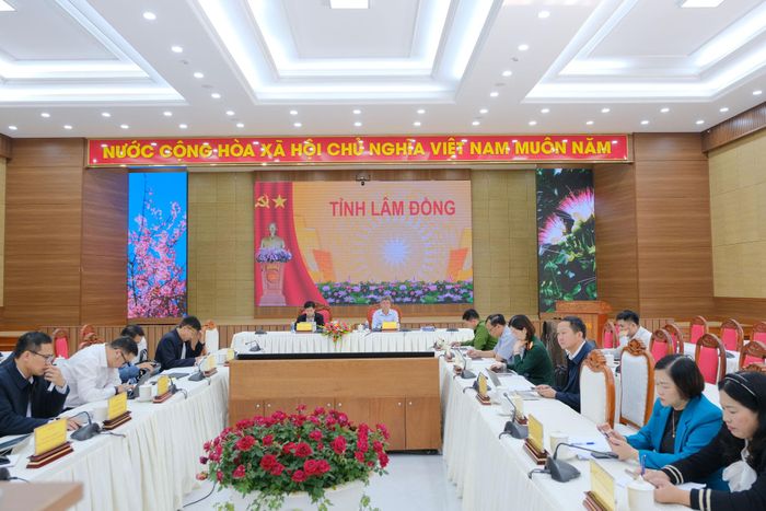 Quang cảnh hội nghị tại đầu cầu tỉnh Lâm Đồng